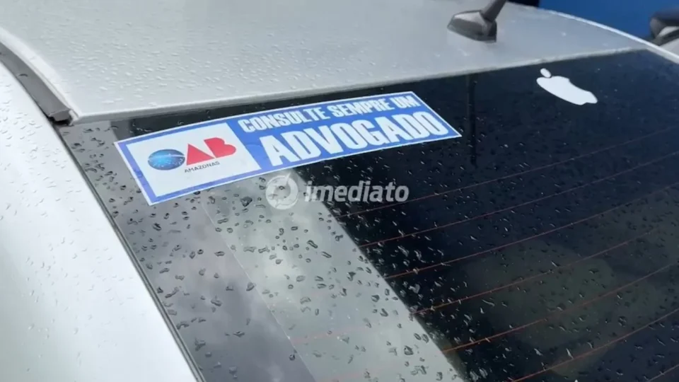 Policial militar é preso suspeito de abuso contra menor; veículo e computador são apreendidos