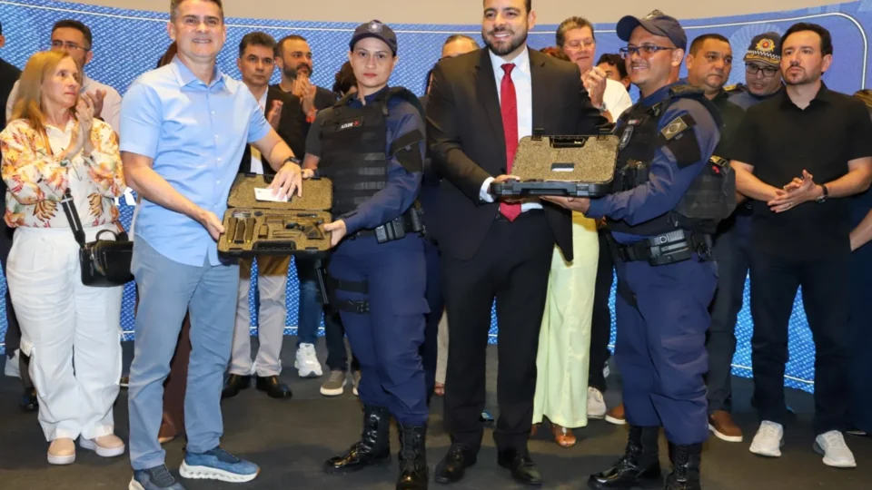 David Almeida anuncia lançamento de edital de concurso com 590 vagas para a Guarda Municipal e reforça expansão da segurança urbana em Manaus
