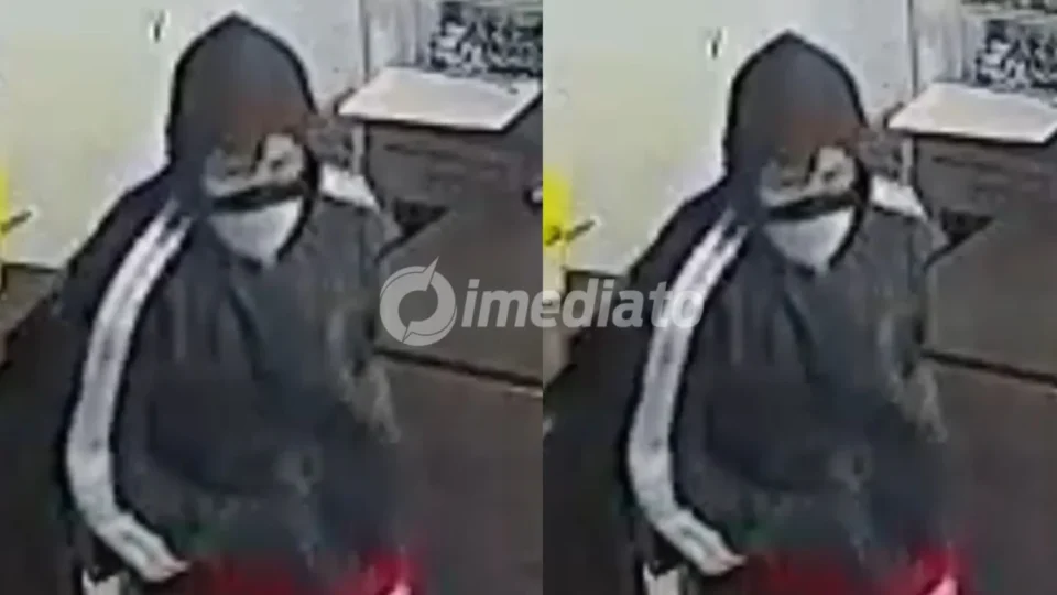 VÍDEO: Homem é procurado por roubo a estabelecimento comercial em Itapiranga, no Amazonas 