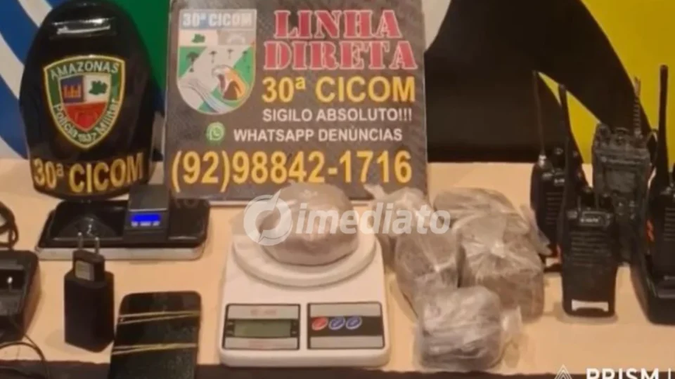 Olheiro do tráfico é preso com drogas e rádios comunicadores na zona leste de Manaus