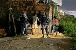 Polícia Militar faz incursão em área conhecida como ‘Cracolândia’ no bairro Jorge Teixeira, em Manaus