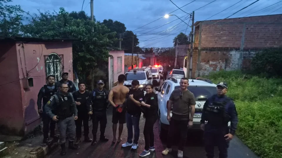 Bandido com mandado por violência doméstica é preso em ação conjunta das forças de segurança em Manaus