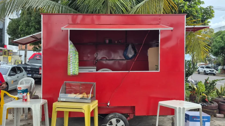 Trabalhadores denunciam dificuldades e pedem direito de trabalhar no bairro Cidade Nova, em Manaus