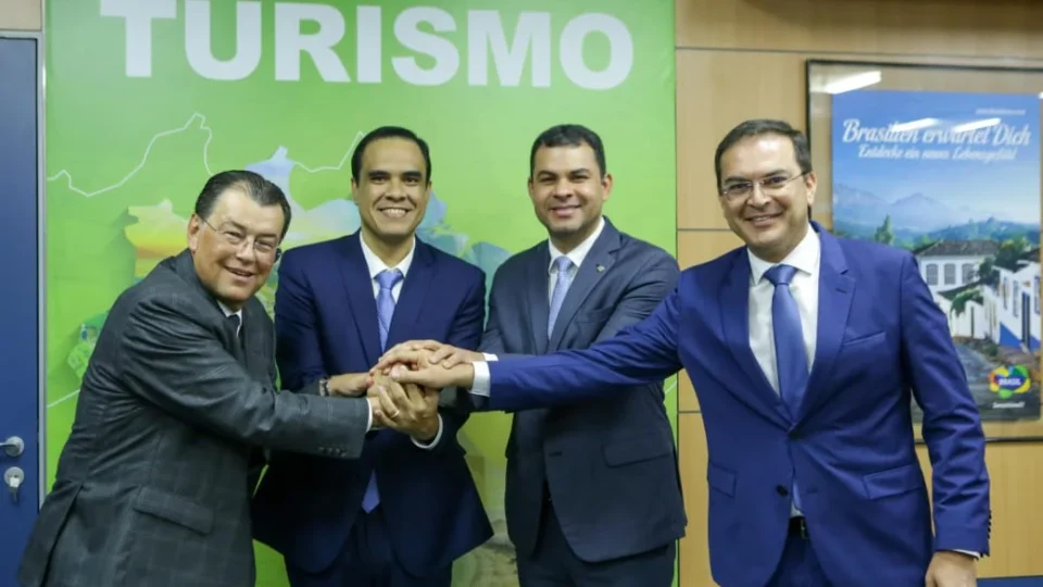 Saullo Vianna garante mais um patrocínio recorde de R$ 15 milhões para o 59º Festival de Parintins