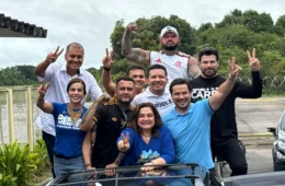 Professora Maria do Carmo participa de carreata em Maués ao lado de lideranças do PL