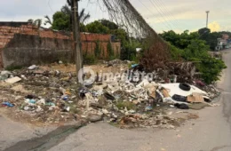 Moradores denunciam lixeira viciada e acúmulo de entulho em avenida do Jorge Teixeira, em Manaus