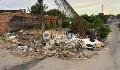 Moradores denunciam lixeira viciada e acúmulo de entulho em avenida do Jorge Teixeira, em Manaus