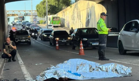 Jovem morre após grave acidente de moto no viaduto da Darcy Vargas