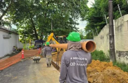 Ampliação da rede de esgoto contempla 42 trechos da cidade; Confira o cronograma semanal