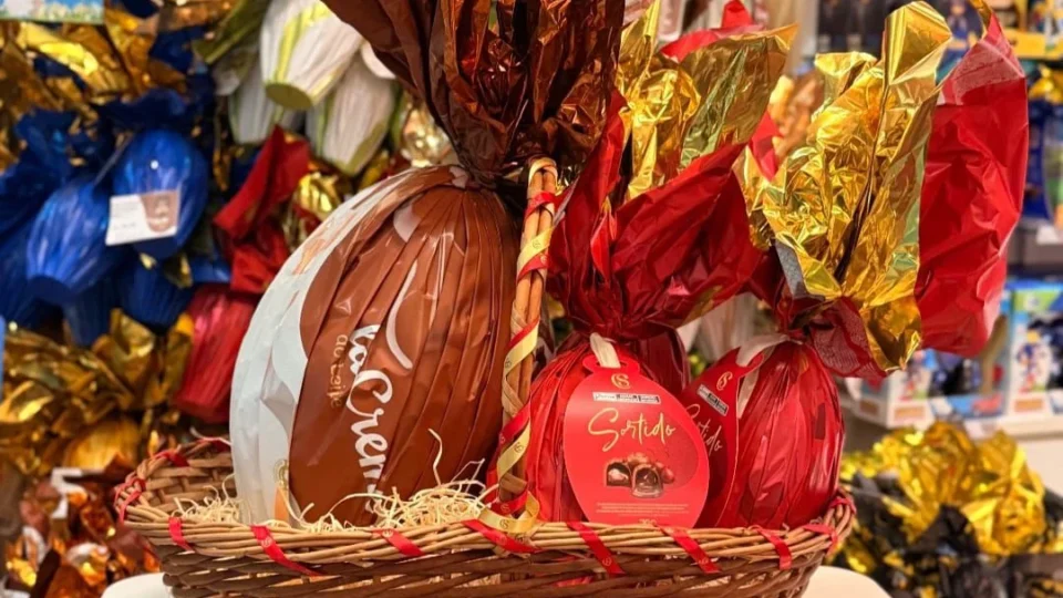 Lojistas da zona leste de Manaus apostam em variedade de ovos de chocolate para impulsionar vendas na Páscoa