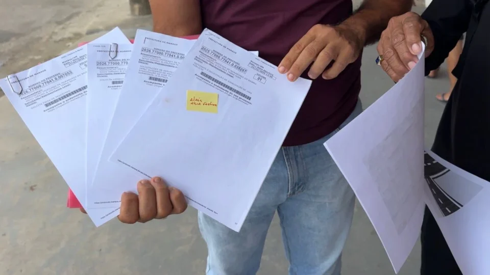 Falta de sinalização gera revolta de moradores na Zona Norte de Manaus