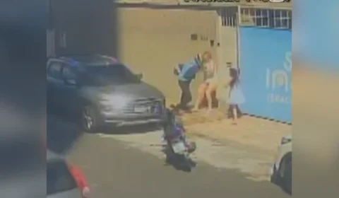 VÍDEO: mulher perde três dentes após ser agredida durante assalto na frente da filha em Manaus