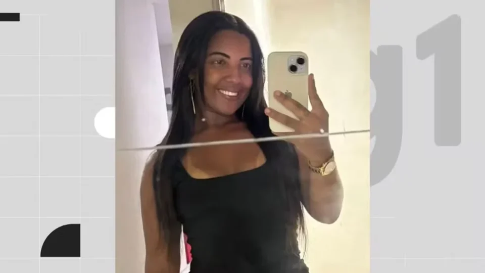 Mulher é esfaqueada e tem corpo queimado após recusar relacionamento