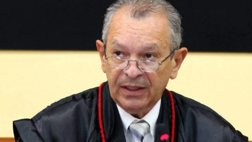 Desembargador é condenado a 47 anos de prisão por estupro de vulnerável no Amazonas