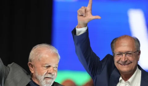 Lula confirma Alckmin como pré-candidato a vice nas Eleições 2026