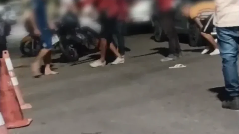 VEJA VÍDEO: mototaxista tenta separar briga de casal e é morto a facadas no Mauazinho
