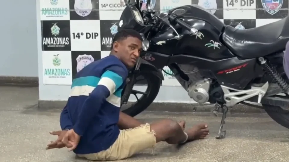 Homem que fugiu algemado pelo bueiro é preso novamente em Manaus