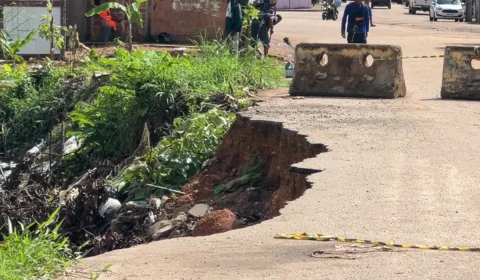 Erosão ameaça única via e moradores cobram solução urgente em Porto Velho