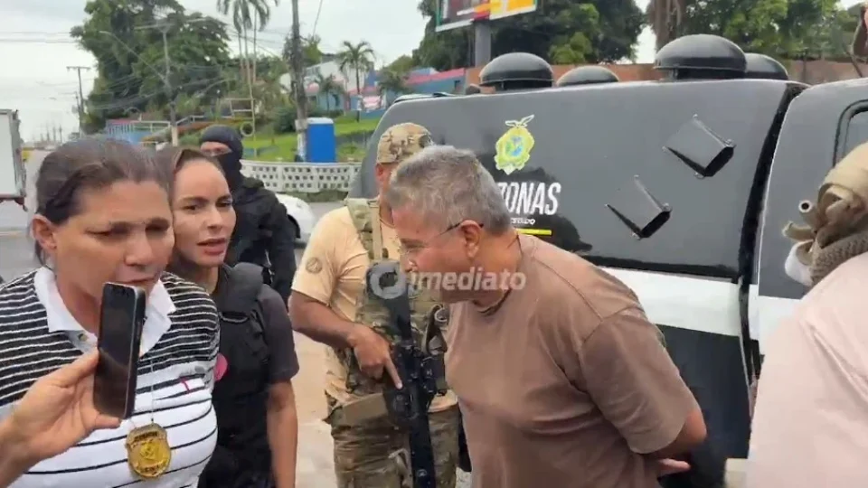 Veja o momento da prisão de ex-policial que ameaçou matar e jogar bola com a cabeça da ex-companheira