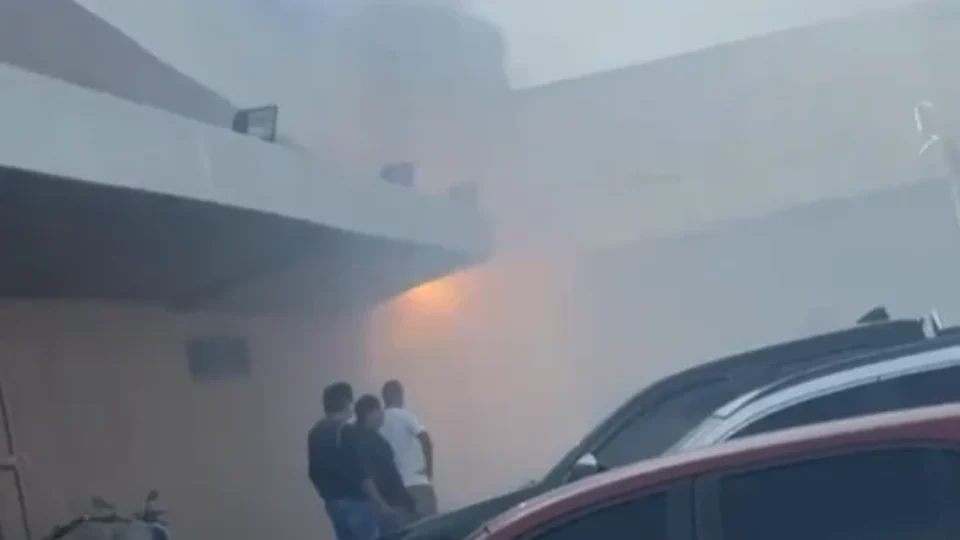 Incêndio é controlado em clínica infantil na BR-316, em Ananindeua