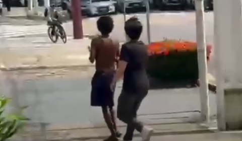 Relato e novos vídeos mostram alunos de direito testando arma de choque em Belém