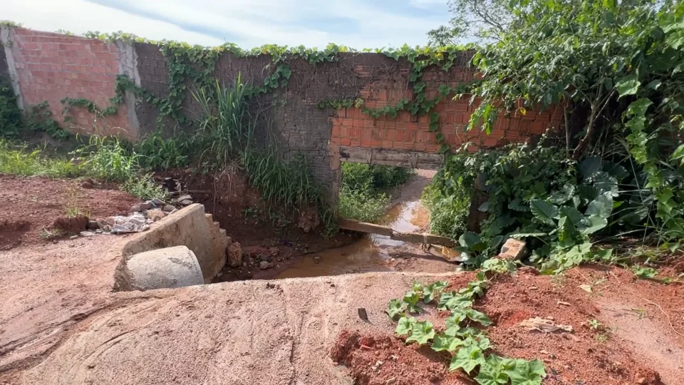 Moradores denunciam abandono e danos após obras na zona Sul de Porto Velho