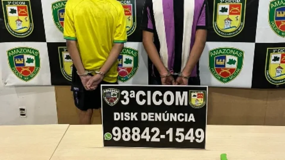 Assalto a ônibus termina com menores apreendidos após operação policial em Manaus