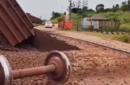 Trem de carga descarrila e interrompe circulação ferroviária entre MA e PA