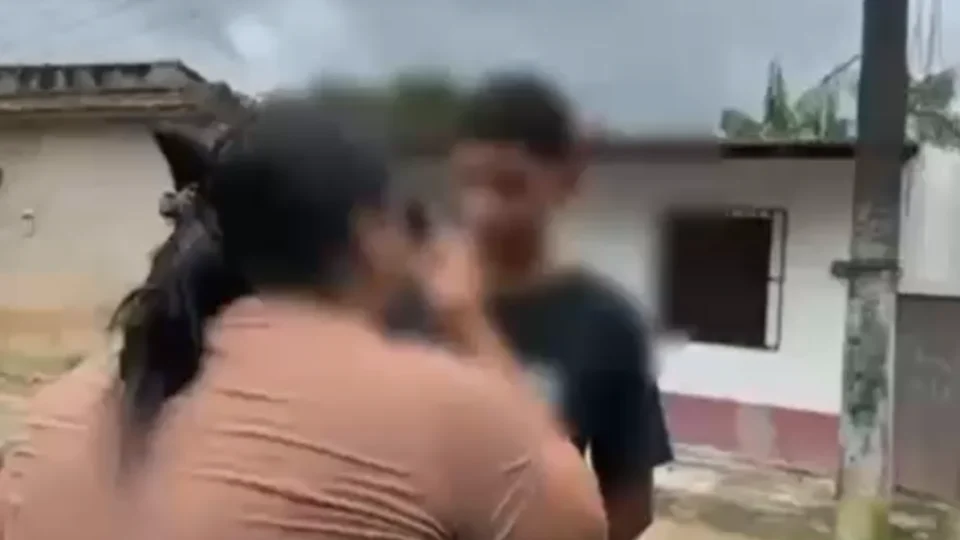 Adolescente que viralizou após ser agredido pela mãe é apreendido novamente por tráfico em Belém