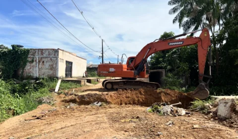 Prefeitura inicia obras após denúncias na rua Neuzira Guedes em Porto Velho