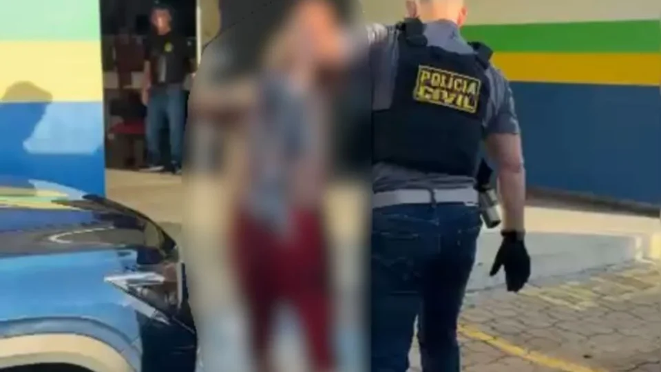 Suspeito de integrar grupo armado que roubou comércio no Flores é preso em Manaus