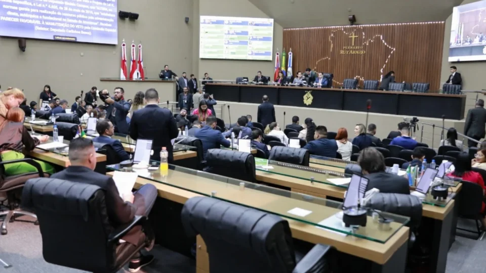 Aleam vai escolher novo governador do Amazonas após renúncia de Wilson Lima e Tadeu de Souza