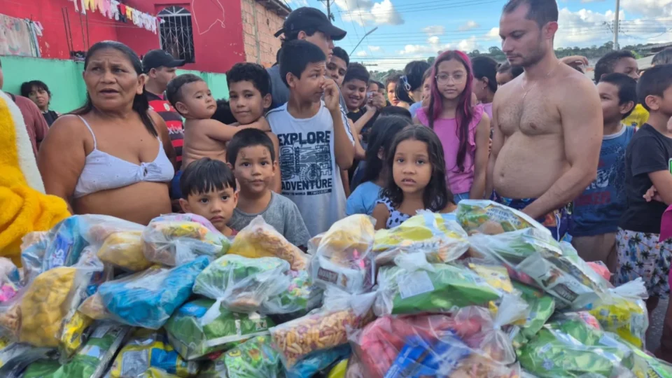Páscoa Solidária leva doces e festa para centenas de crianças neste domingo (5)