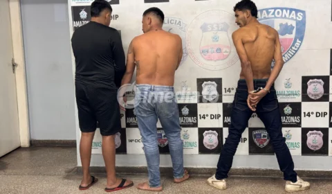 Polícia Militar prende trio suspeito de arrastões na Zona Leste de Manaus com simulacros e celulares roubados
