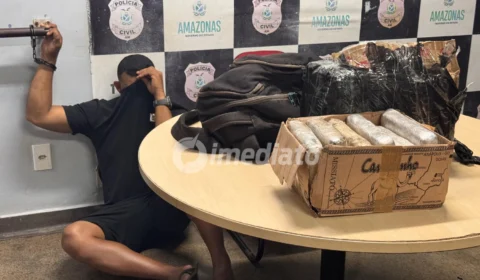 Homem é preso durante abordagem da PRF com mais de 20 kg de maconha escondidos em peixes dentro de veículo
