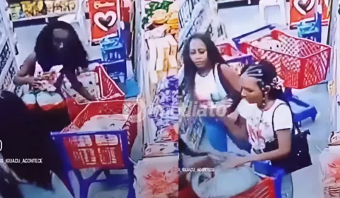 VÍDEO: Grupo de mulheres é flagrado por câmeras furtando ovos de Páscoa e bebidas em supermercado 
