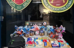 Adolescente é apreendida após tentar furtar 13 ovos de Páscoa e 86 barras de chocolates em shopping de Manaus