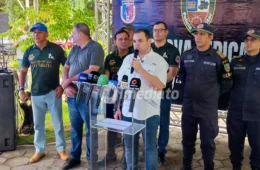 Governador interino Roberto Cidade acompanha Prova Hípica Noturna da PMAM em Manaus