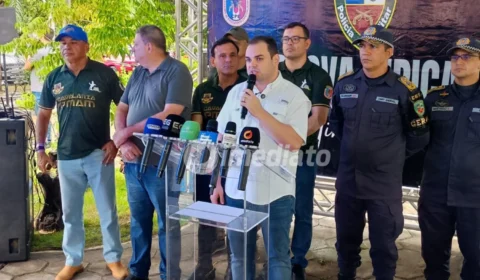 Governador interino Roberto Cidade acompanha Prova Hípica Noturna da PMAM em Manaus