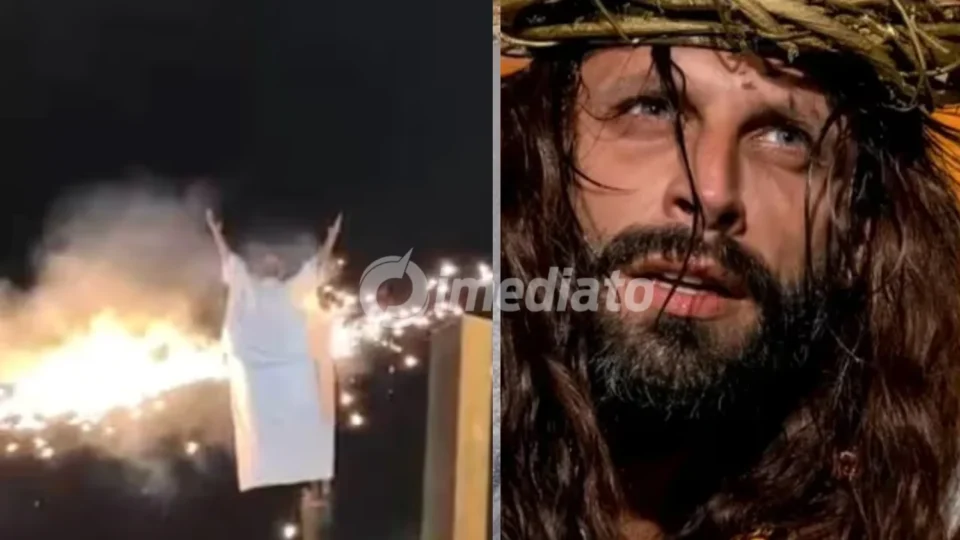 VÍDEO: Roupa de ator Henri Castelli pega fogo durante apresentação do espetáculo ‘A Paixão de Cristo’