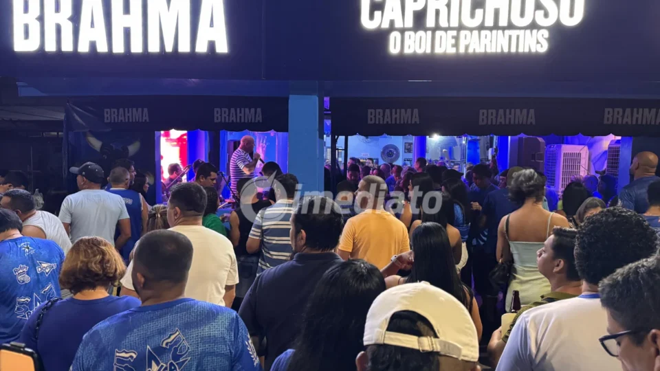 Esquenta ‘Norte Bumbás’ reúne torcida do Boi Caprichoso e antecipa clima do Festival de Parintins 2026