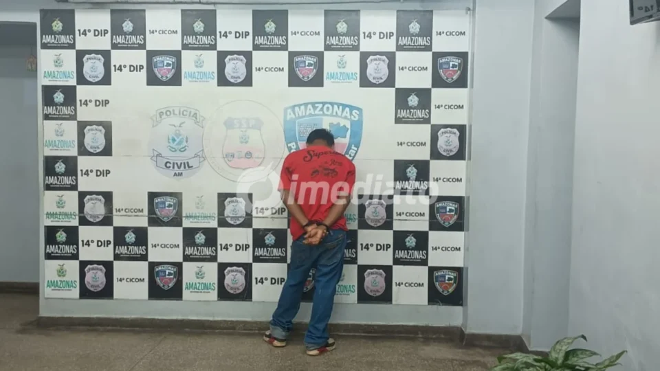 Homem é preso após roubar bolsa de mulher nas proximidades do T5, no bairro São José