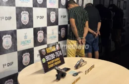 Dois homens são presos com armas e carro alugado durante fuga após assalto a loja no bairro Cachoeirinha