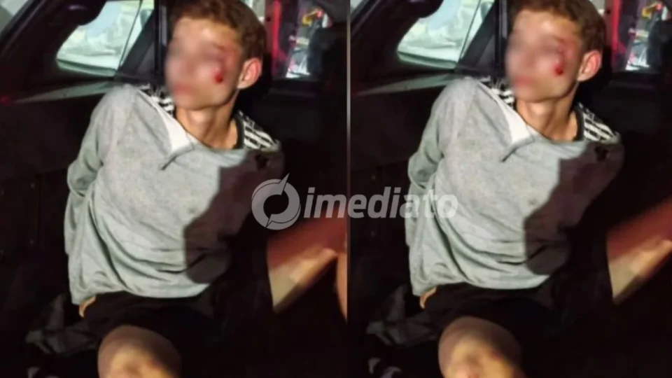 VÍDEO: Adolescente que assaltou taxista é apreendido após se esconder no forro de casa