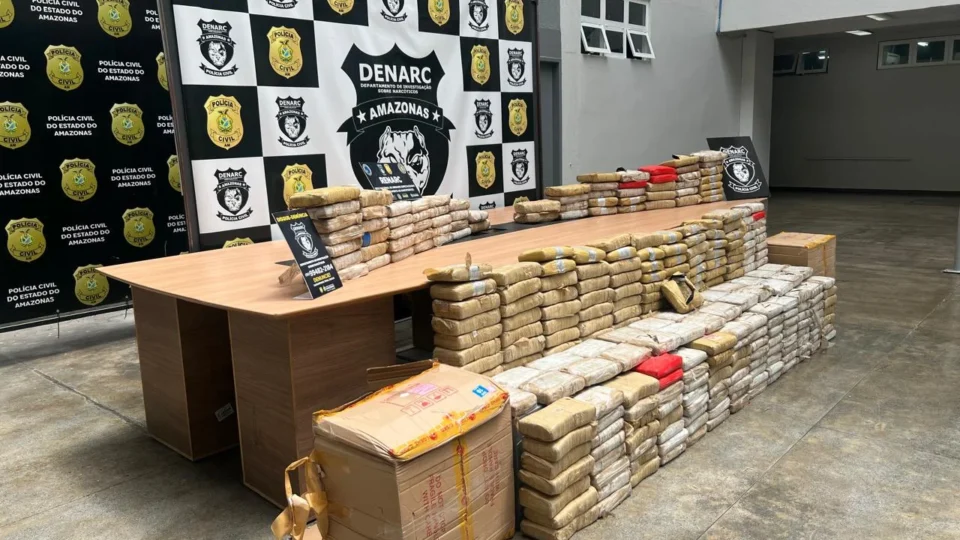 Polícia apreende mais de 300 quilos de skunk e prende suspeito em Manaus