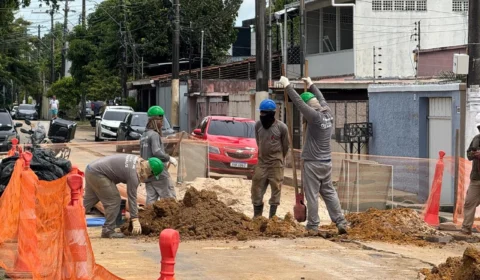 Dez áreas de Manaus recebem obras de esgotamento sanitário nesta semana