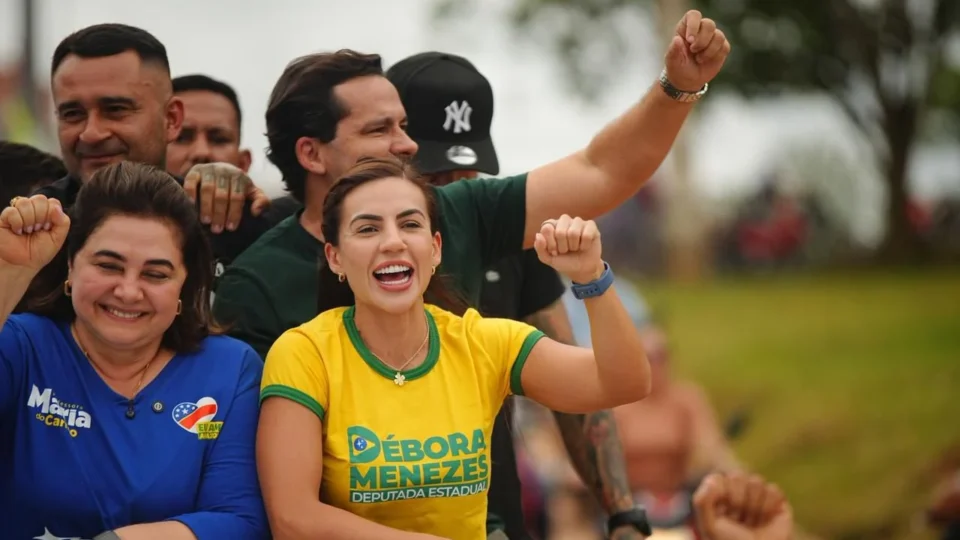 Débora Menezes percorre municípios do interior do Amazonas ao lado de comitiva do PL no Purus e Juruá