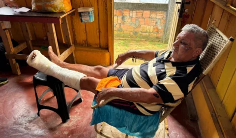 VEJA VÍDEO: idoso é brutalmente agredido após se recusar a pagar cachaça para “noiado” em bar