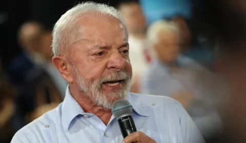Lula diz que medidas para conter preços dos combustíveis não têm “nada a ver” com as adotadas no governo Bolsonaro