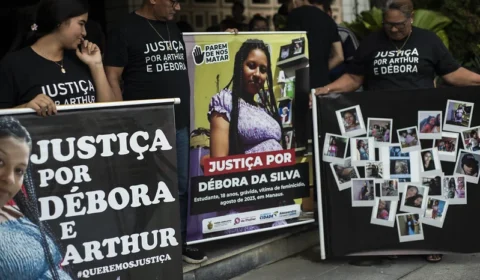 Começa julgamento dos acusados pela morte da jovem Débora Alves em Manaus
